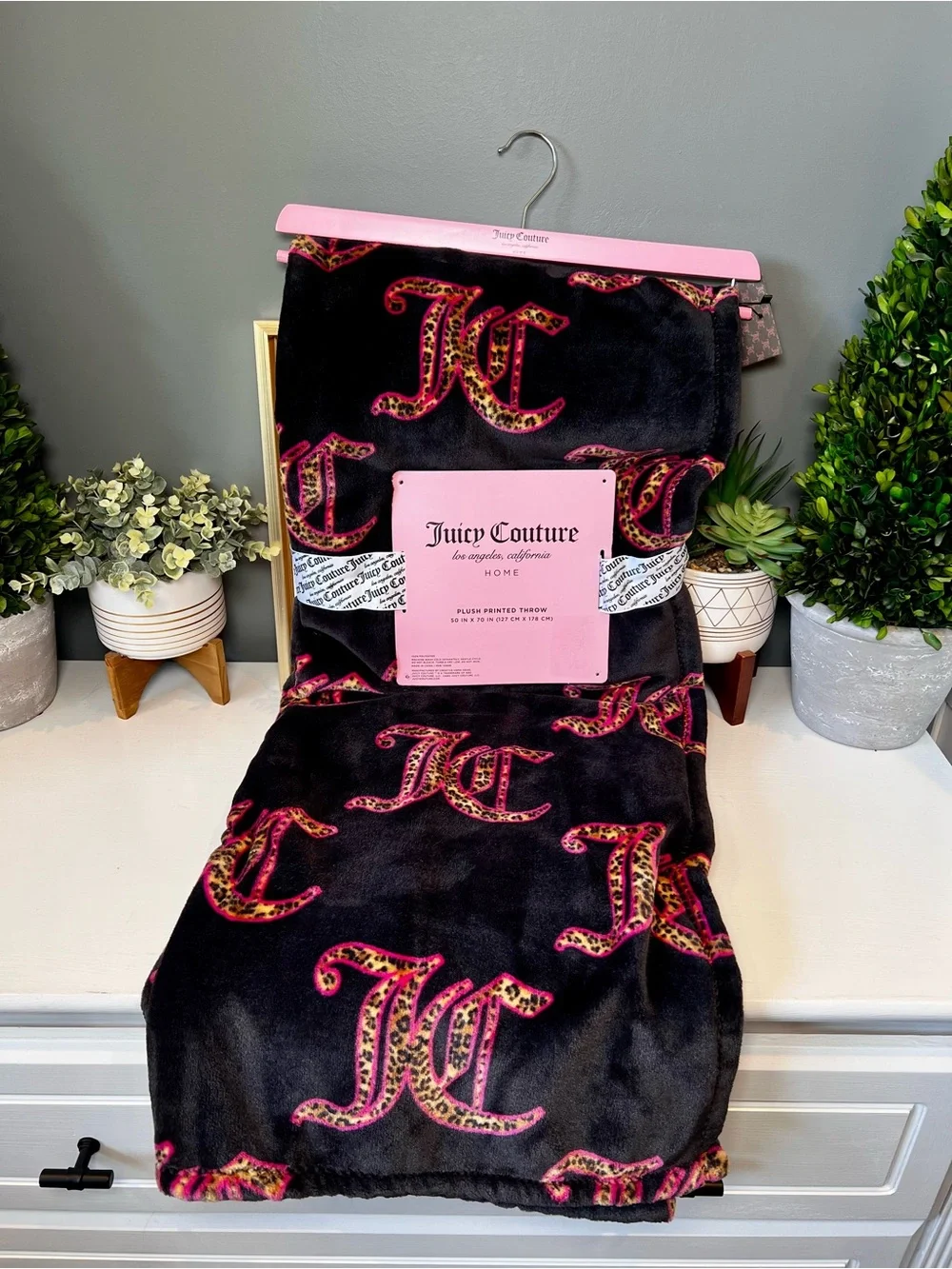Juicy Couture Plush Throw Blanket Black Pink Leopard Monogram 50x70 Soft Cozy